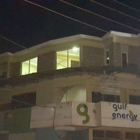 Adala Motel Meru Luaran gambar